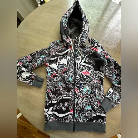 Roxy Black and White Patterned Hoodie Jacket small EUC - Picture 2 of 14